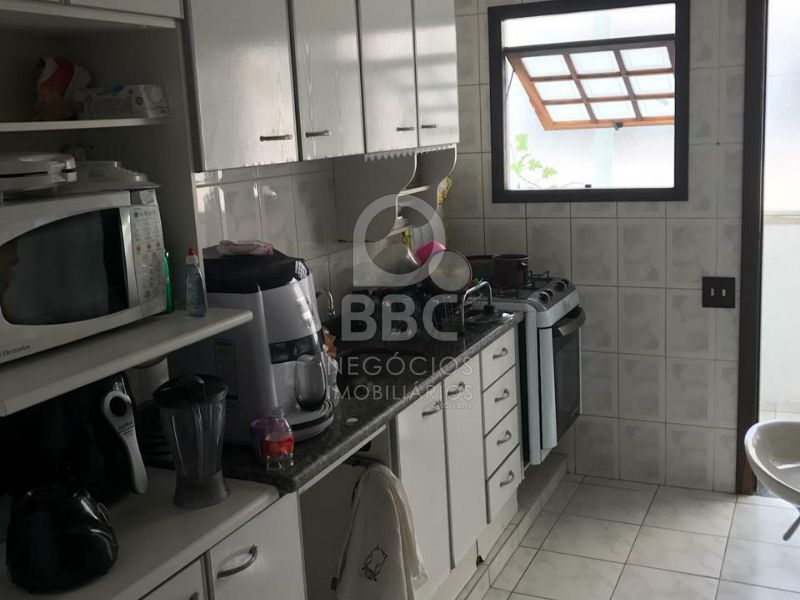 Apartamento à venda com 2 quartos, 92m² - Foto 4