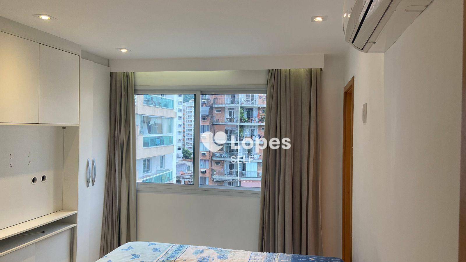 Apartamento à venda com 2 quartos, 75m² - Foto 7