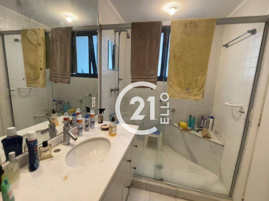 Apartamento à venda com 3 quartos, 192m² - Foto 10