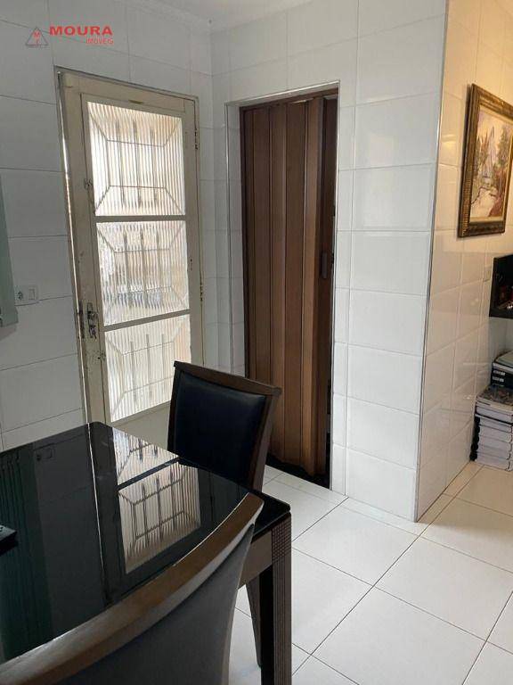 Sobrado à venda com 2 quartos, 130m² - Foto 28