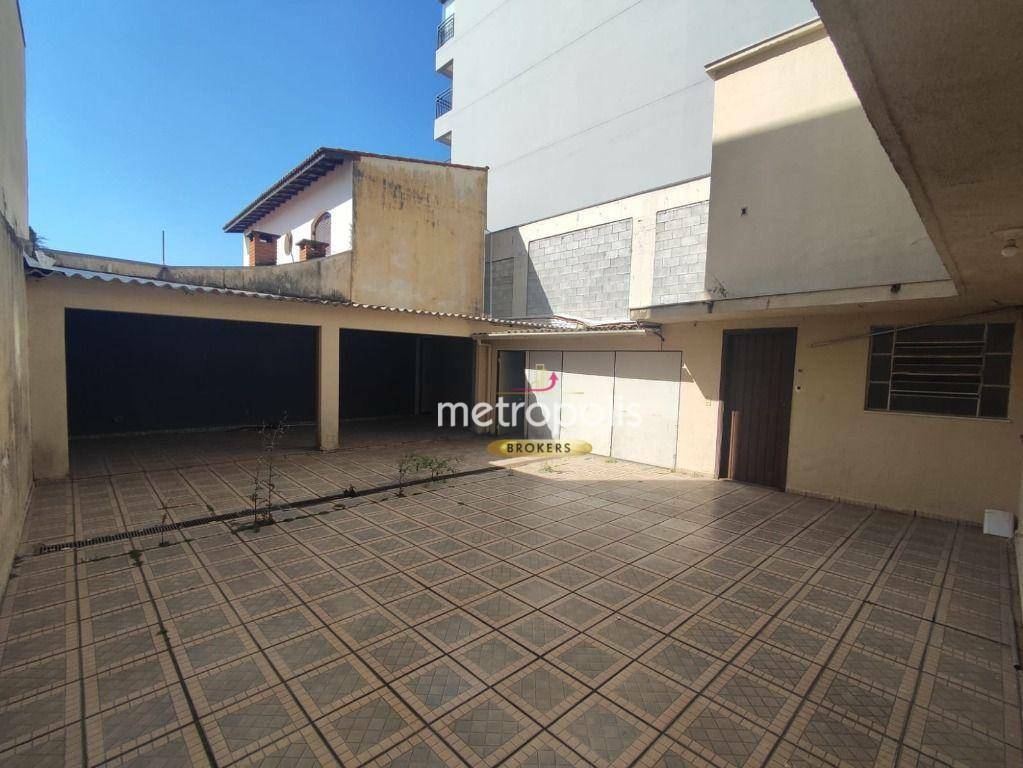 Casa à venda com 3 quartos, 320m² - Foto 22