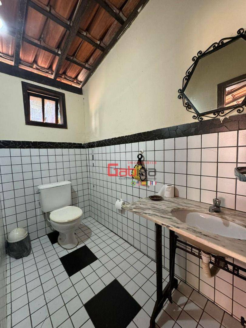 Casa de Condomínio à venda e aluguel com 2 quartos, 400m² - Foto 17