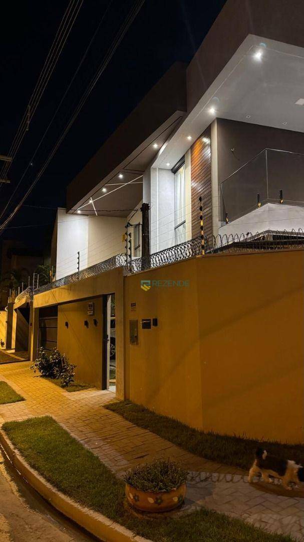 Sobrado à venda com 3 quartos, 219m² - Foto 3