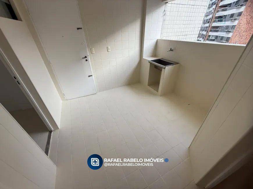 Apartamento à venda com 3 quartos, 179m² - Foto 4