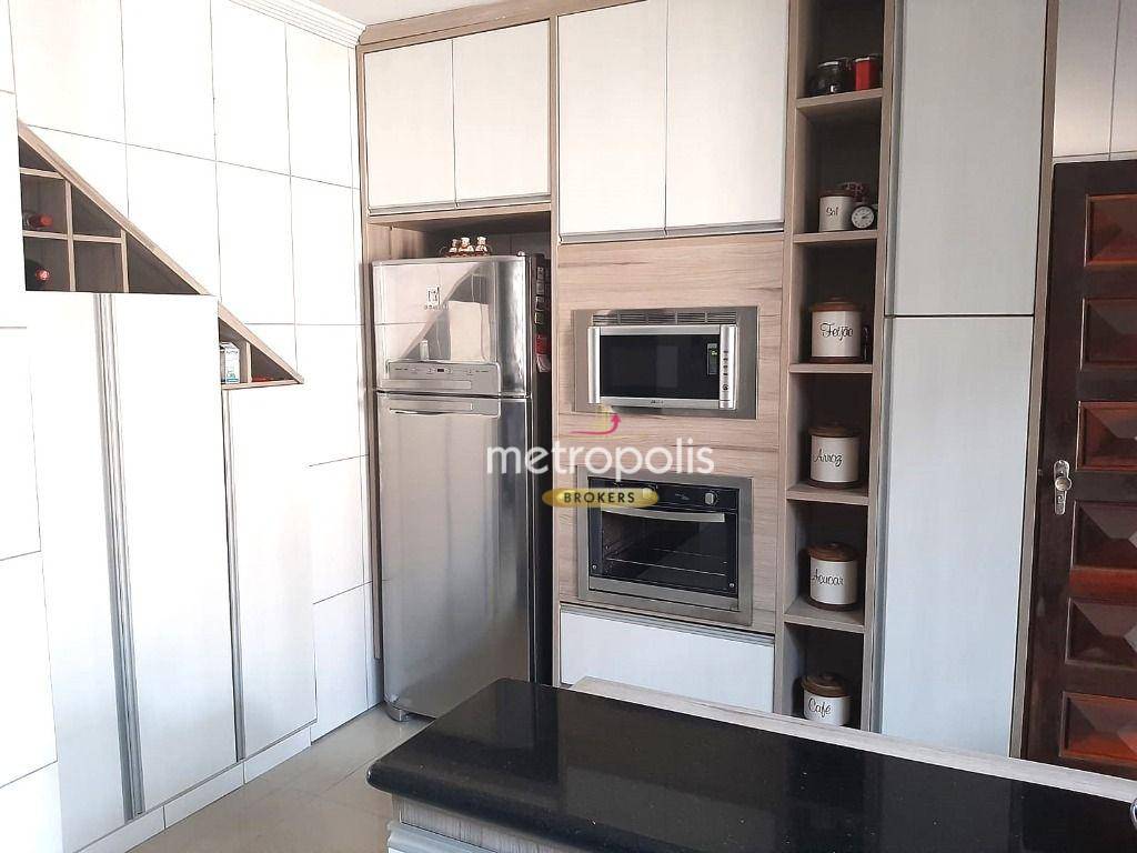 Sobrado à venda com 3 quartos, 220m² - Foto 10