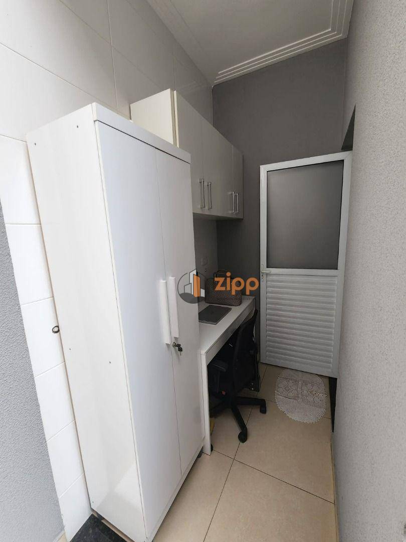 Sobrado para alugar com 2 quartos, 63m² - Foto 6