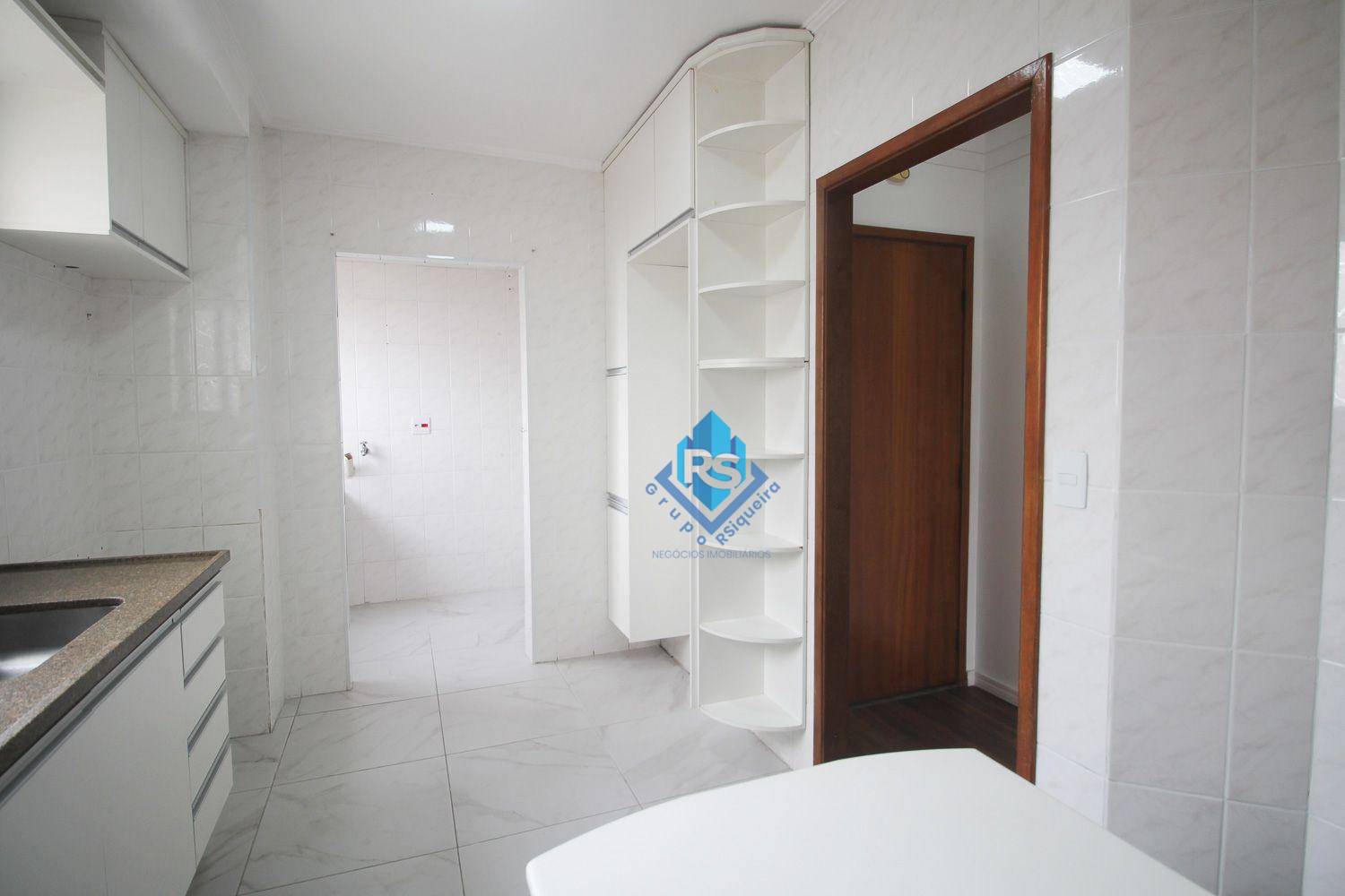 Apartamento para alugar com 2 quartos, 80m² - Foto 12