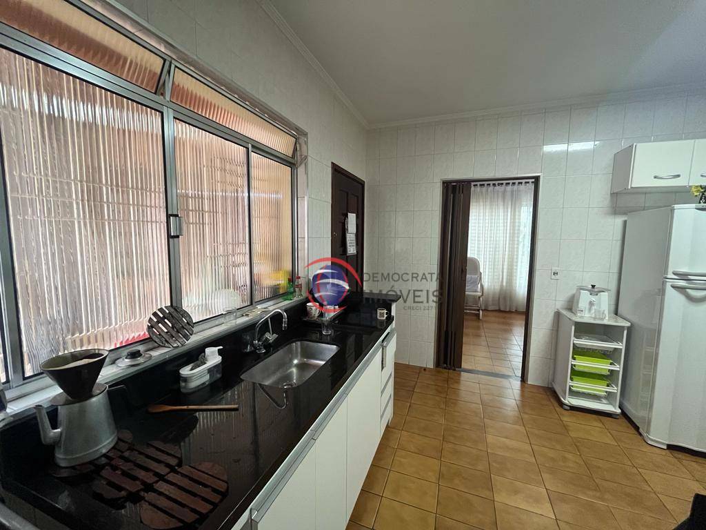 Sobrado à venda com 3 quartos, 187m² - Foto 16