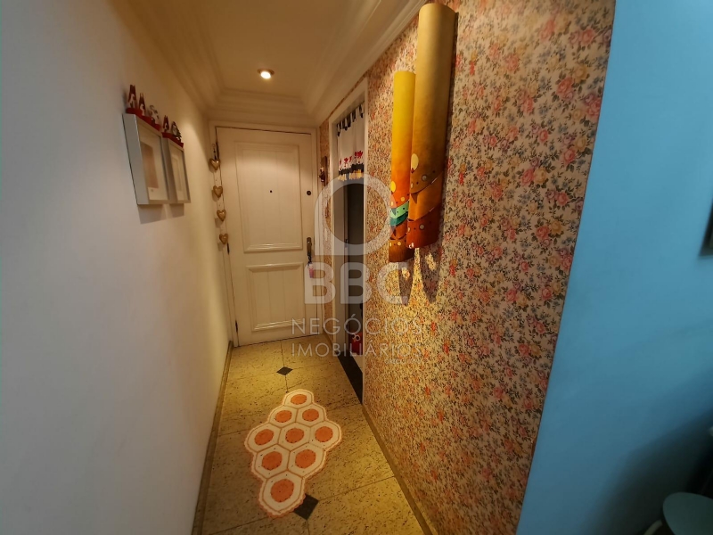 Apartamento à venda com 2 quartos, 80m² - Foto 4