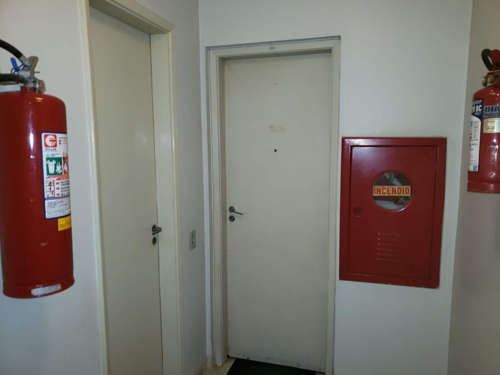 Apartamento à venda com 3 quartos, 106m² - Foto 7