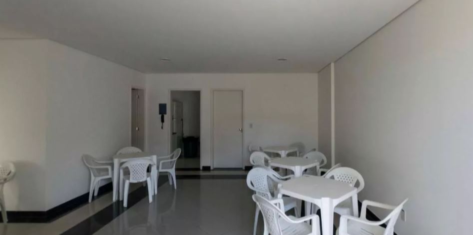 Apartamento à venda com 2 quartos, 66m² - Foto 2