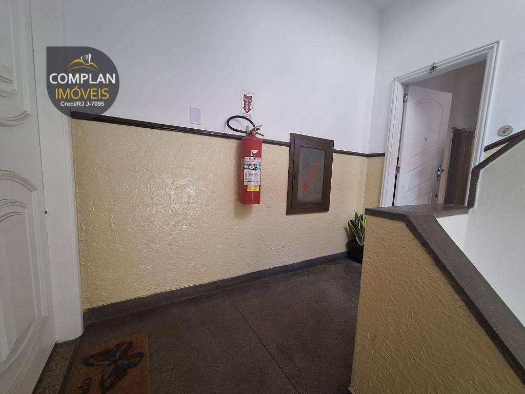 Apartamento à venda com 1 quarto, 47m² - Foto 21