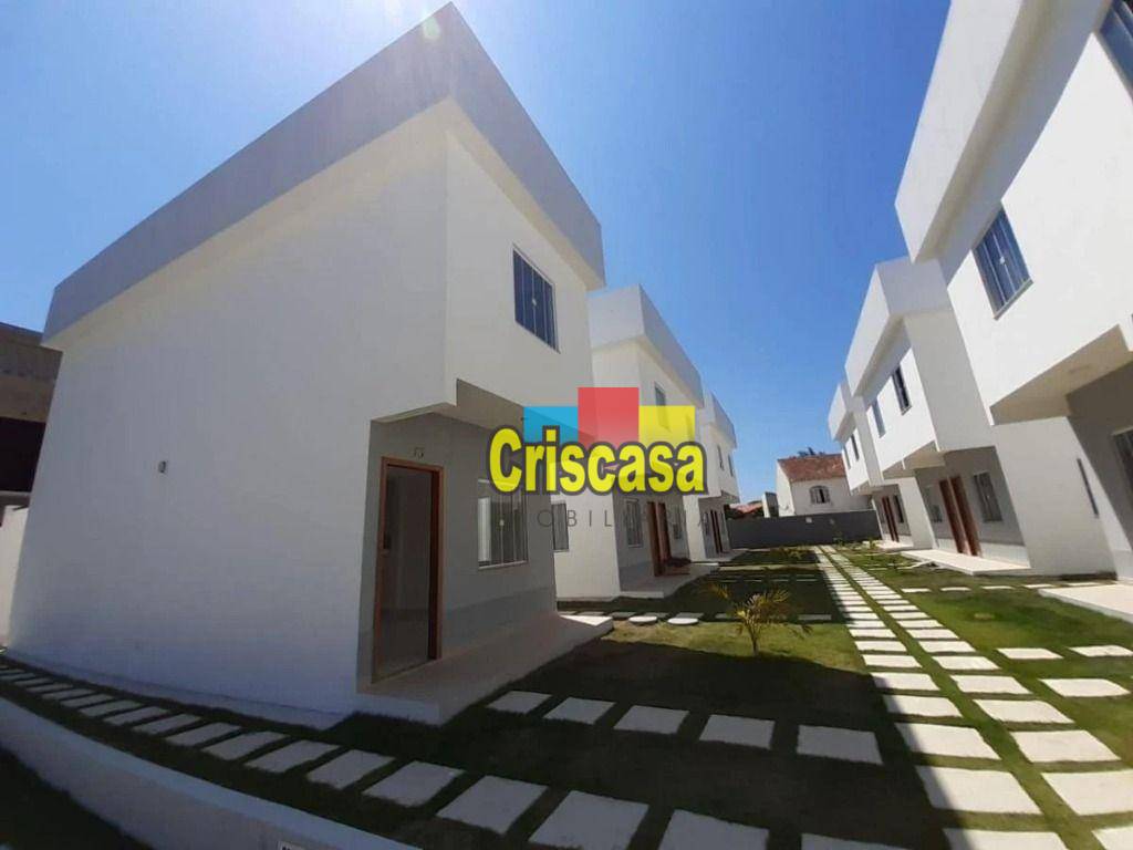 Casa à venda com 2 quartos, 75m² - Foto 1