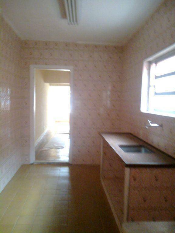 Sobrado à venda com 2 quartos, 200m² - Foto 5