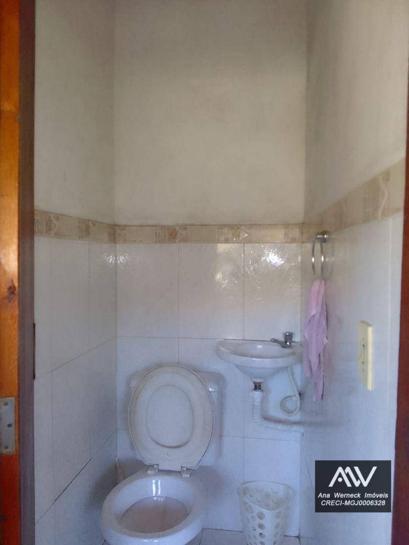 Casa à venda com 6 quartos, 200m² - Foto 19