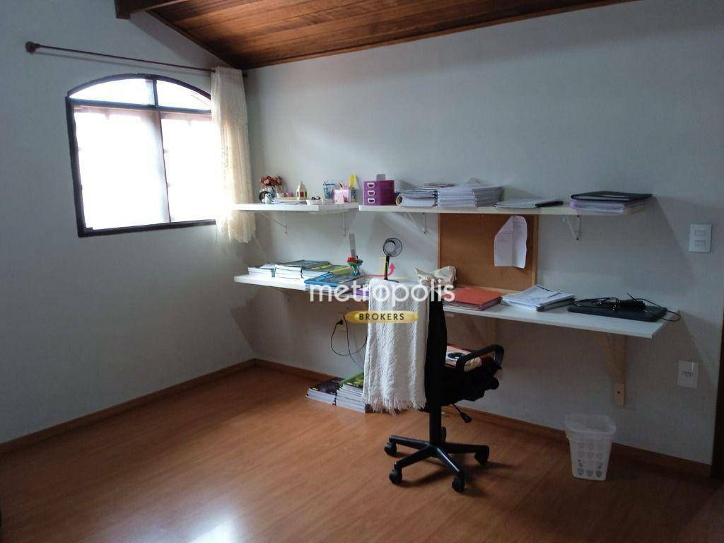 Sobrado à venda com 3 quartos, 240m² - Foto 26