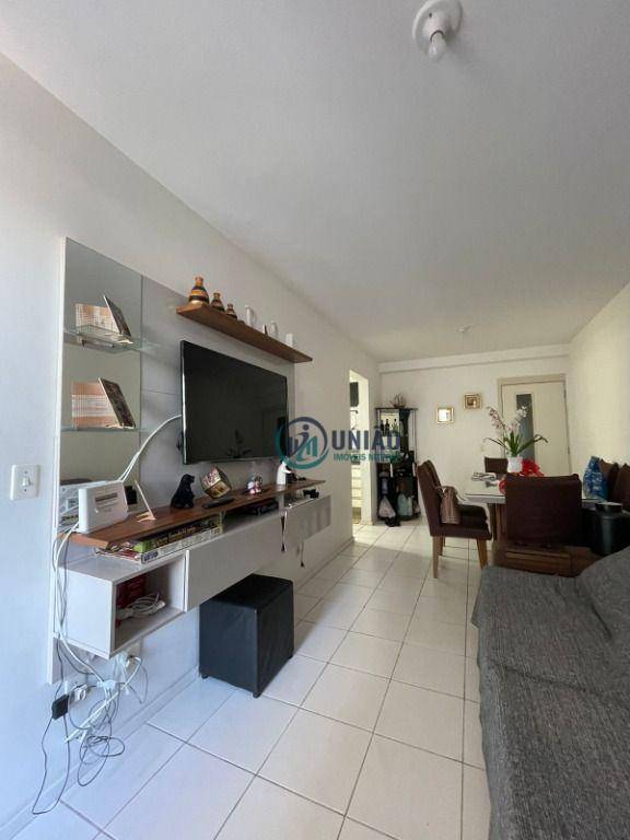 Apartamento à venda com 3 quartos, 75m² - Foto 1