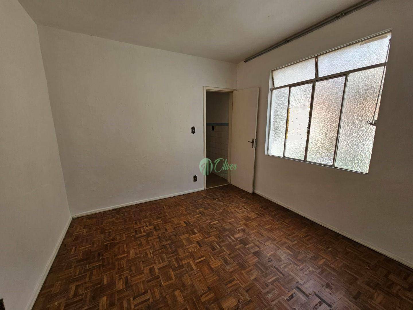 Apartamento à venda com 1 quarto, 42m² - Foto 1