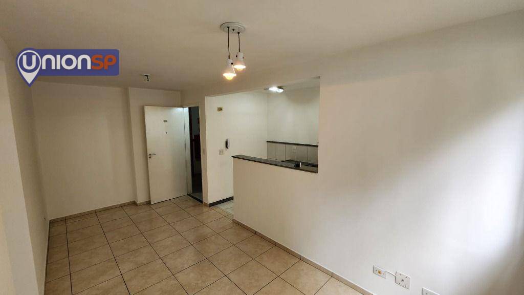 Apartamento à venda com 2 quartos, 58m² - Foto 3