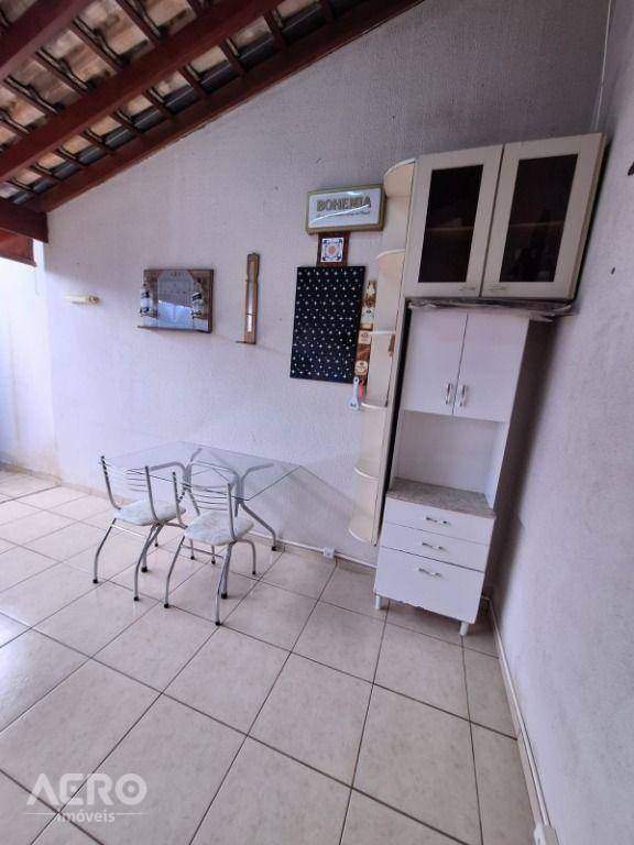 Casa à venda com 3 quartos, 145m² - Foto 6