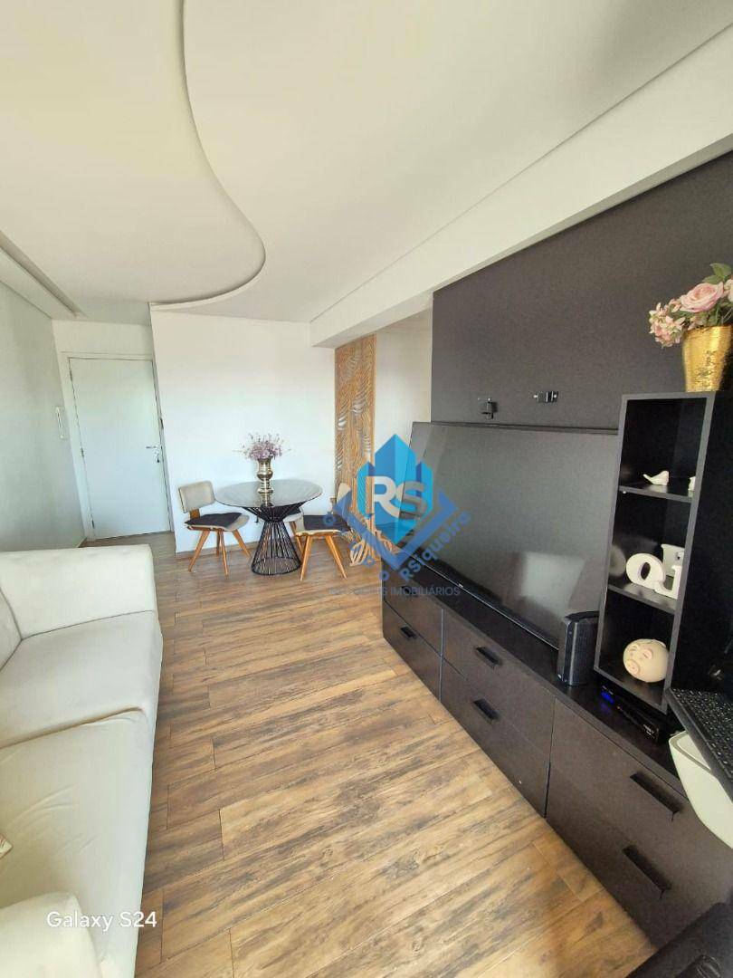 Apartamento à venda com 2 quartos, 70m² - Foto 5