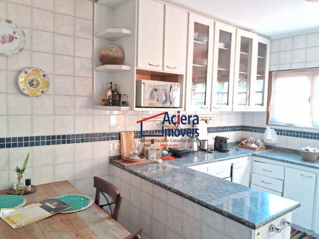 Casa de Condomínio à venda com 3 quartos, 400m² - Foto 14