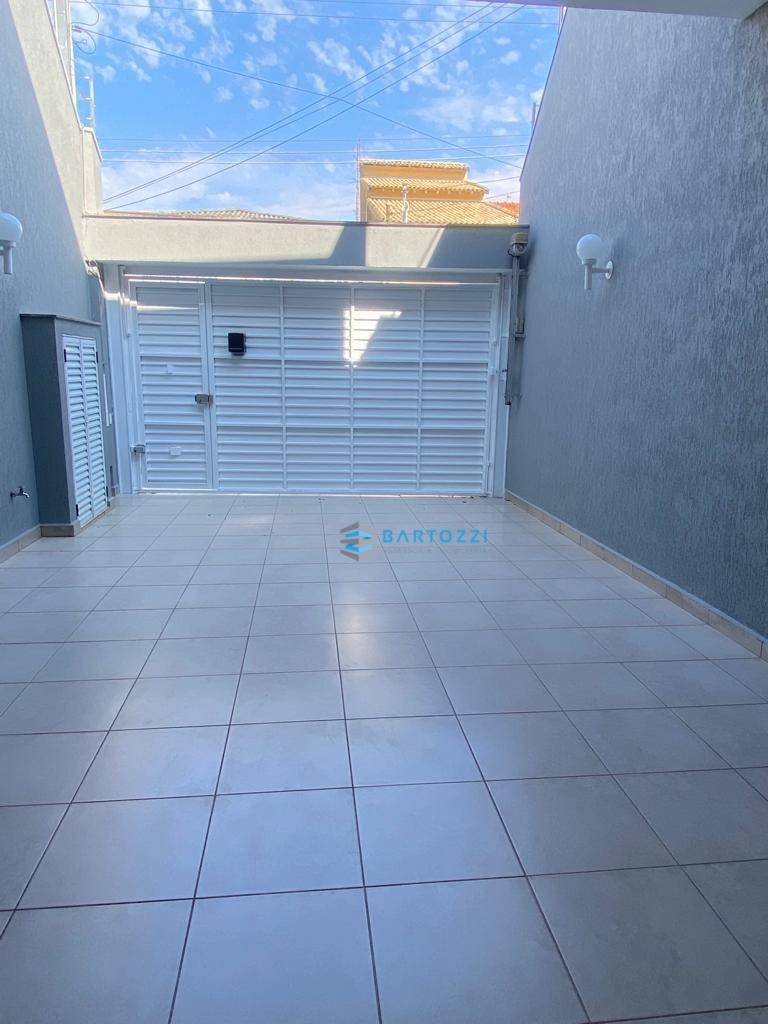 Sobrado à venda com 3 quartos, 125m² - Foto 3