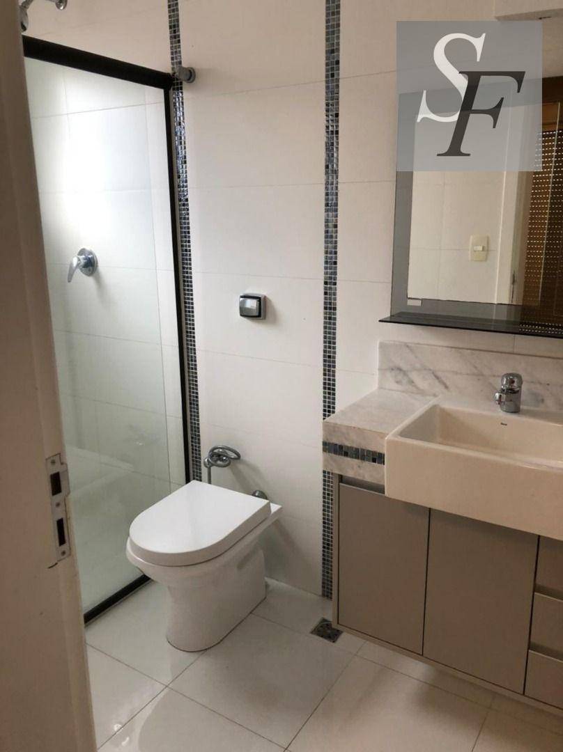 Sobrado à venda com 4 quartos, 30m² - Foto 17