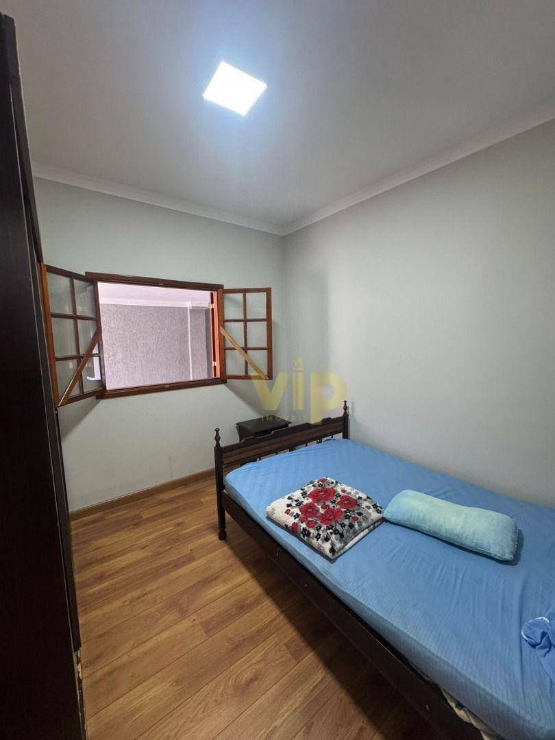 Casa à venda com 3 quartos, 250m² - Foto 14