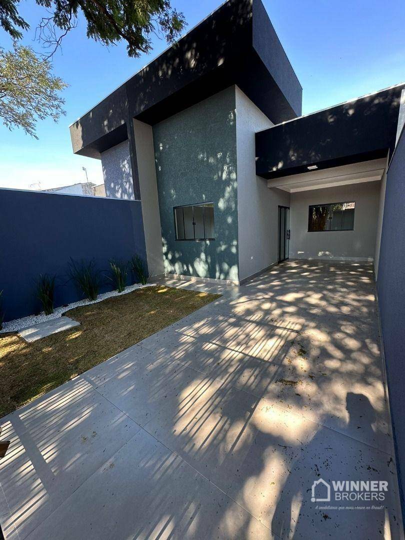 Casa à venda com 3 quartos, 80m² - Foto 1