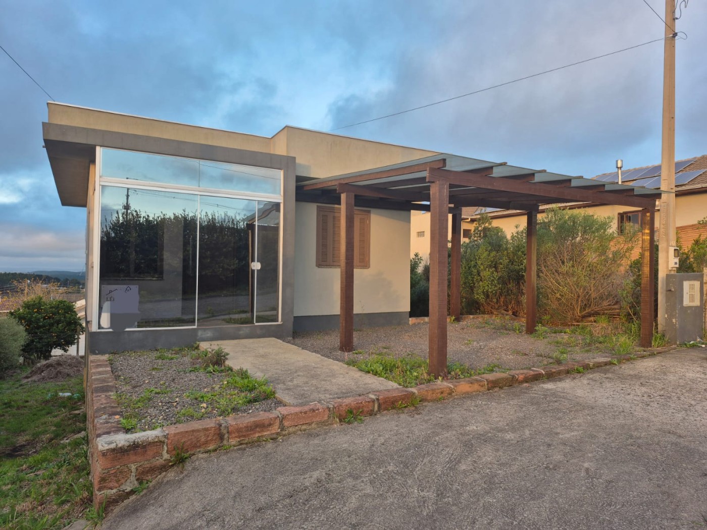Casa à venda com 3 quartos, 170m² - Foto 2