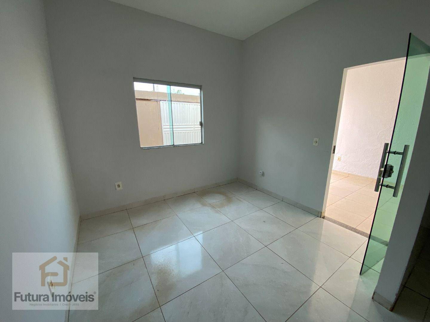 Casa para alugar com 2 quartos, 65m² - Foto 5