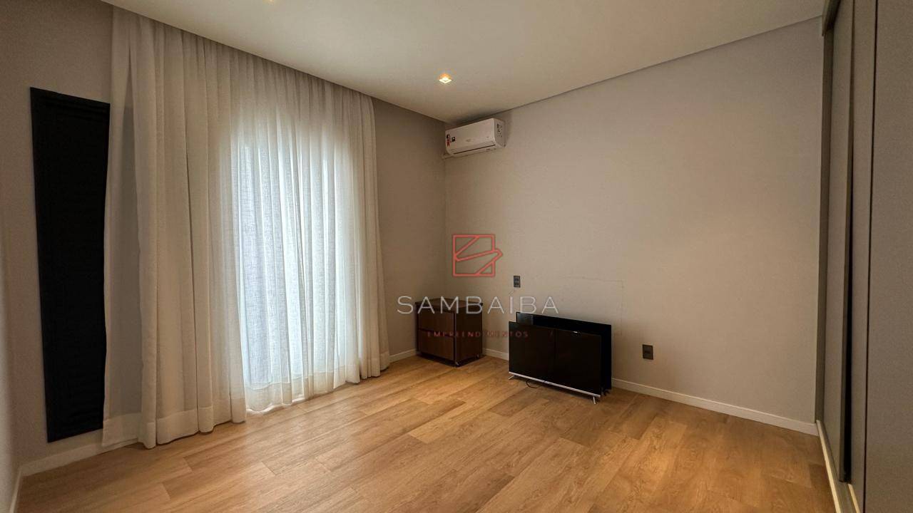 Casa de Condomínio para alugar com 3 quartos, 300m² - Foto 41