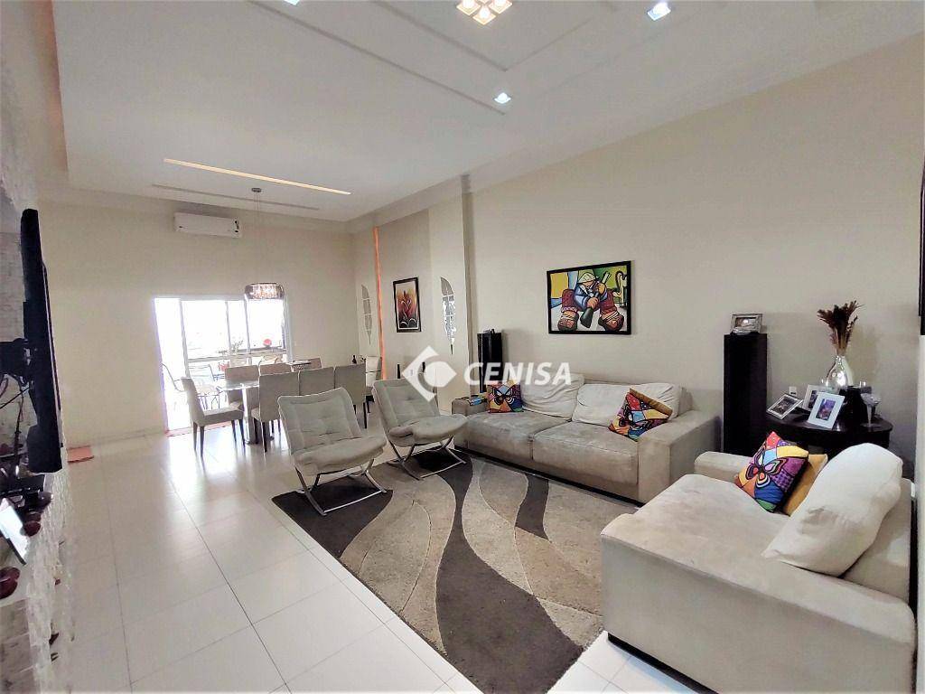 Casa de Condomínio à venda com 3 quartos, 230m² - Foto 2