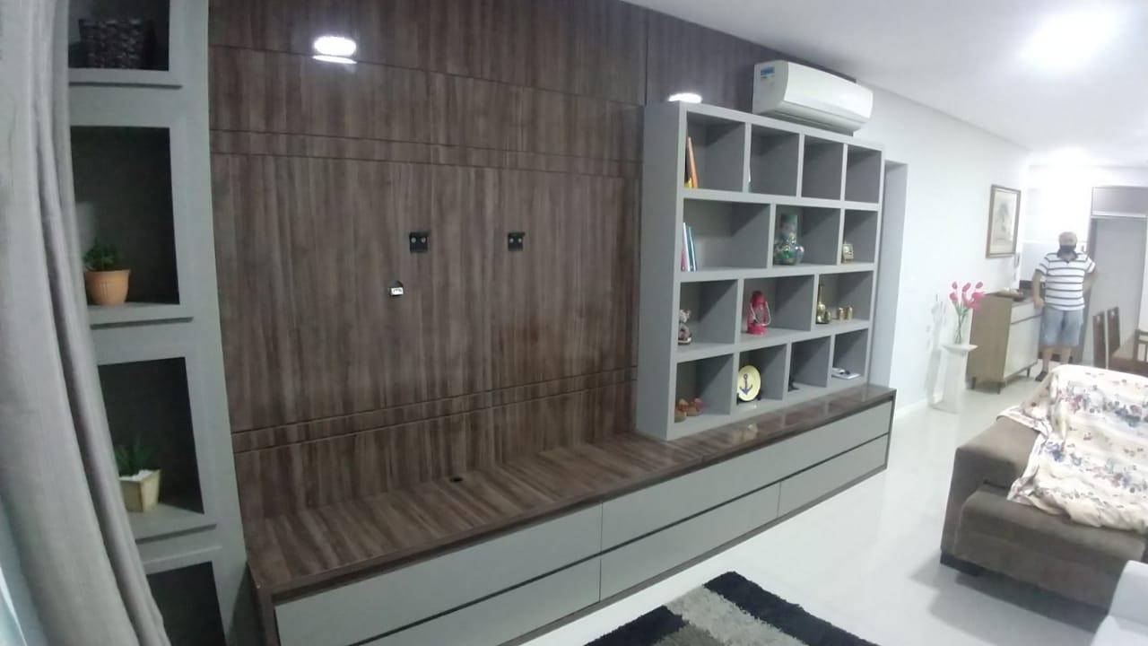 Apartamento para alugar com 2 quartos, 75m² - Foto 17