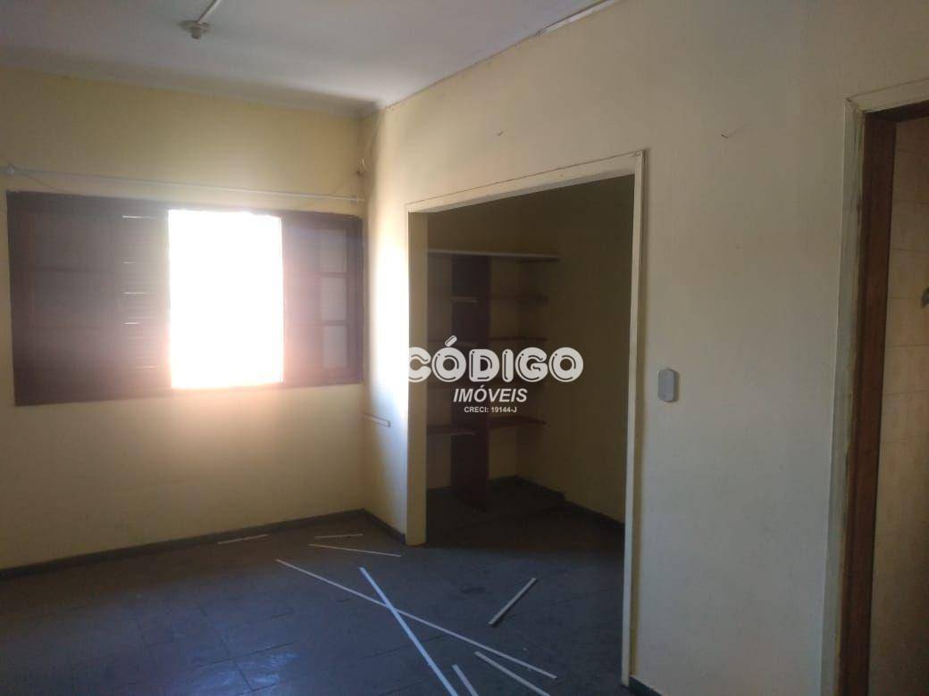 Sobrado à venda com 5 quartos, 300m² - Foto 18