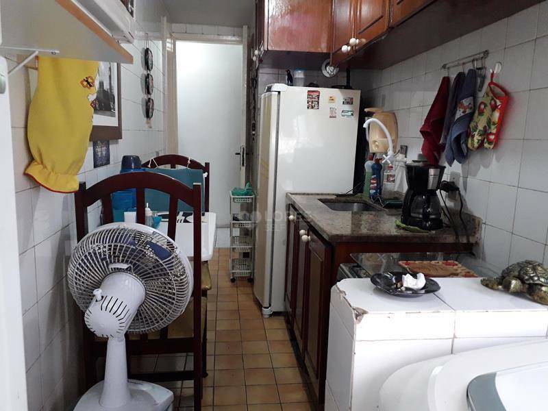 Apartamento à venda com 2 quartos, 56m² - Foto 9