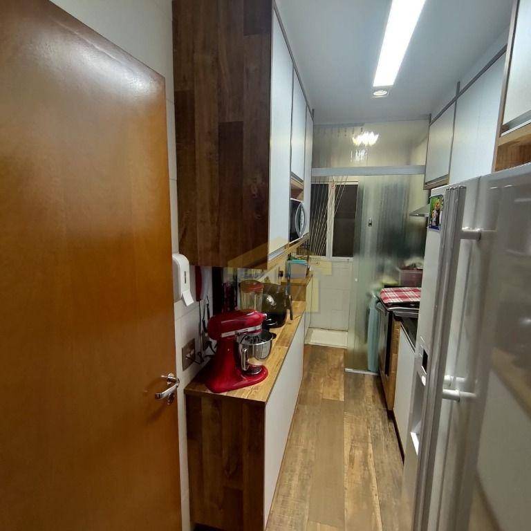 Apartamento à venda com 3 quartos, 69m² - Foto 3