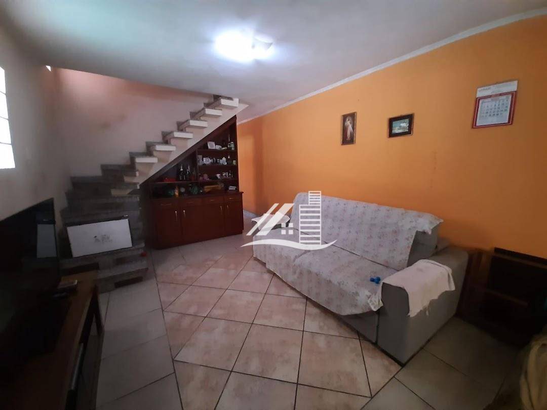 Sobrado à venda e aluguel com 3 quartos, 142m² - Foto 1