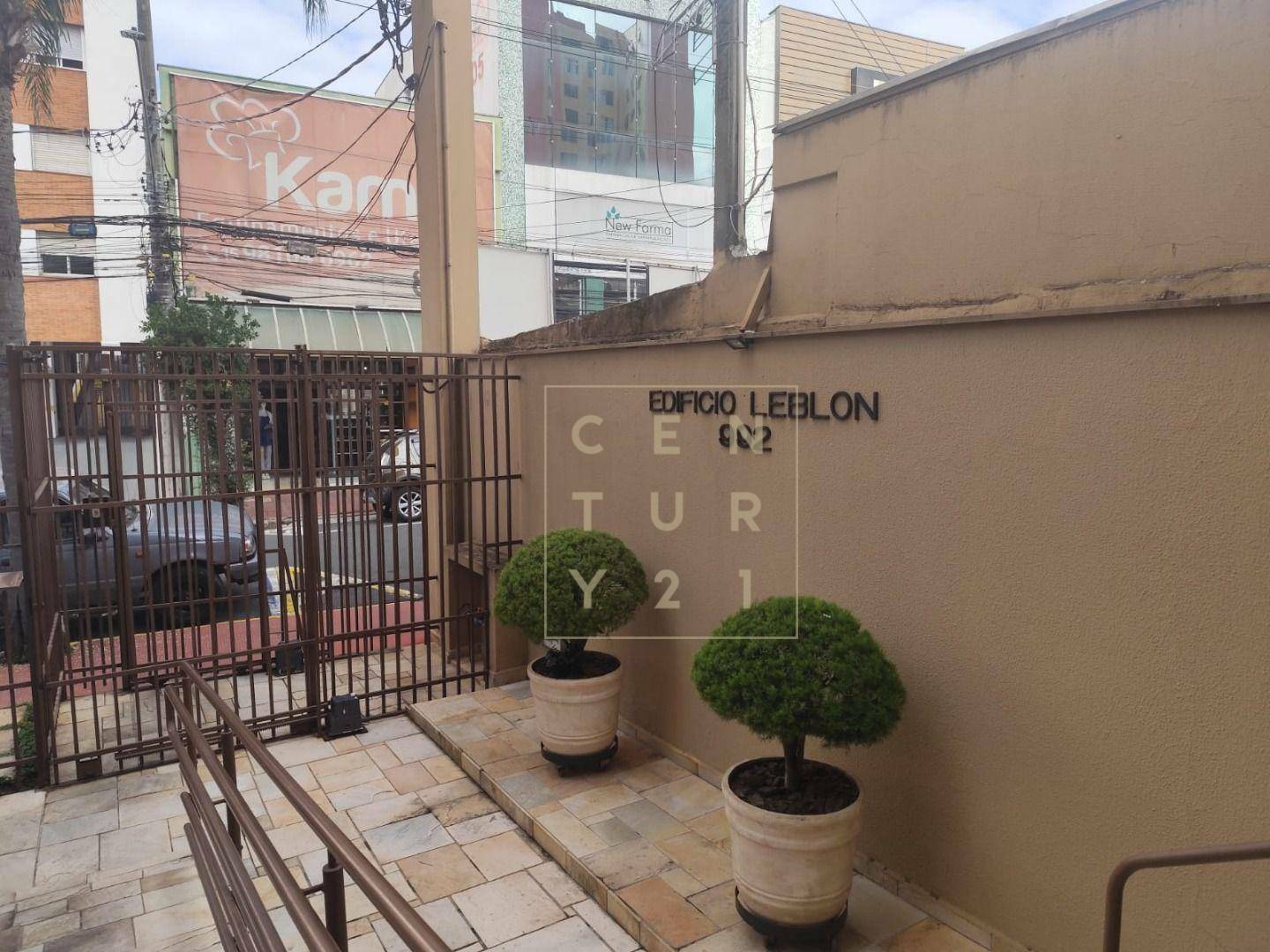 Apartamento à venda com 3 quartos, 160m² - Foto 11