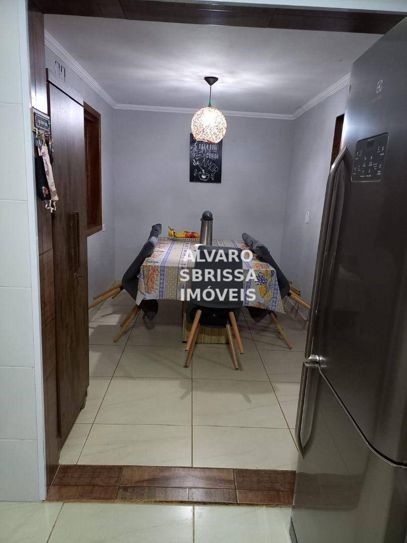 Chácara à venda com 3 quartos, 600m² - Foto 4