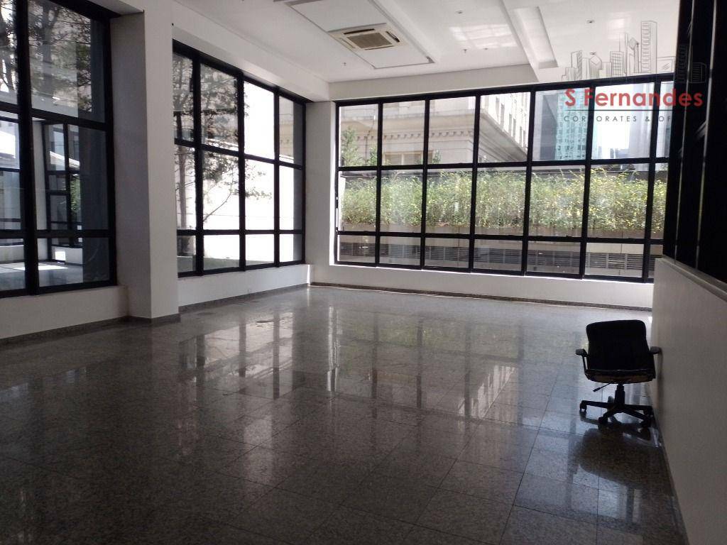 Prédio Inteiro para alugar, 2330m² - Foto 15