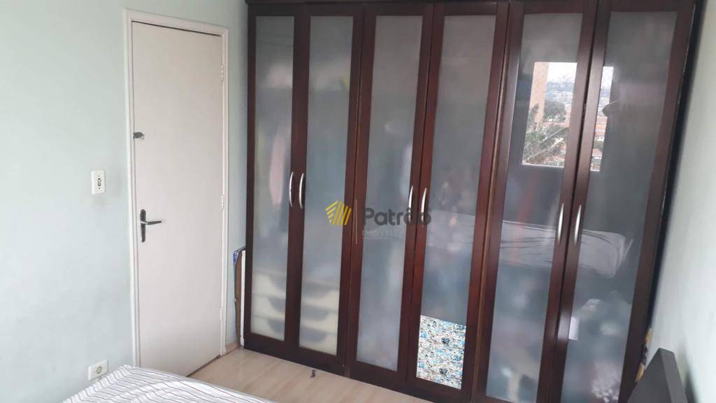 Apartamento à venda com 2 quartos, 72m² - Foto 10