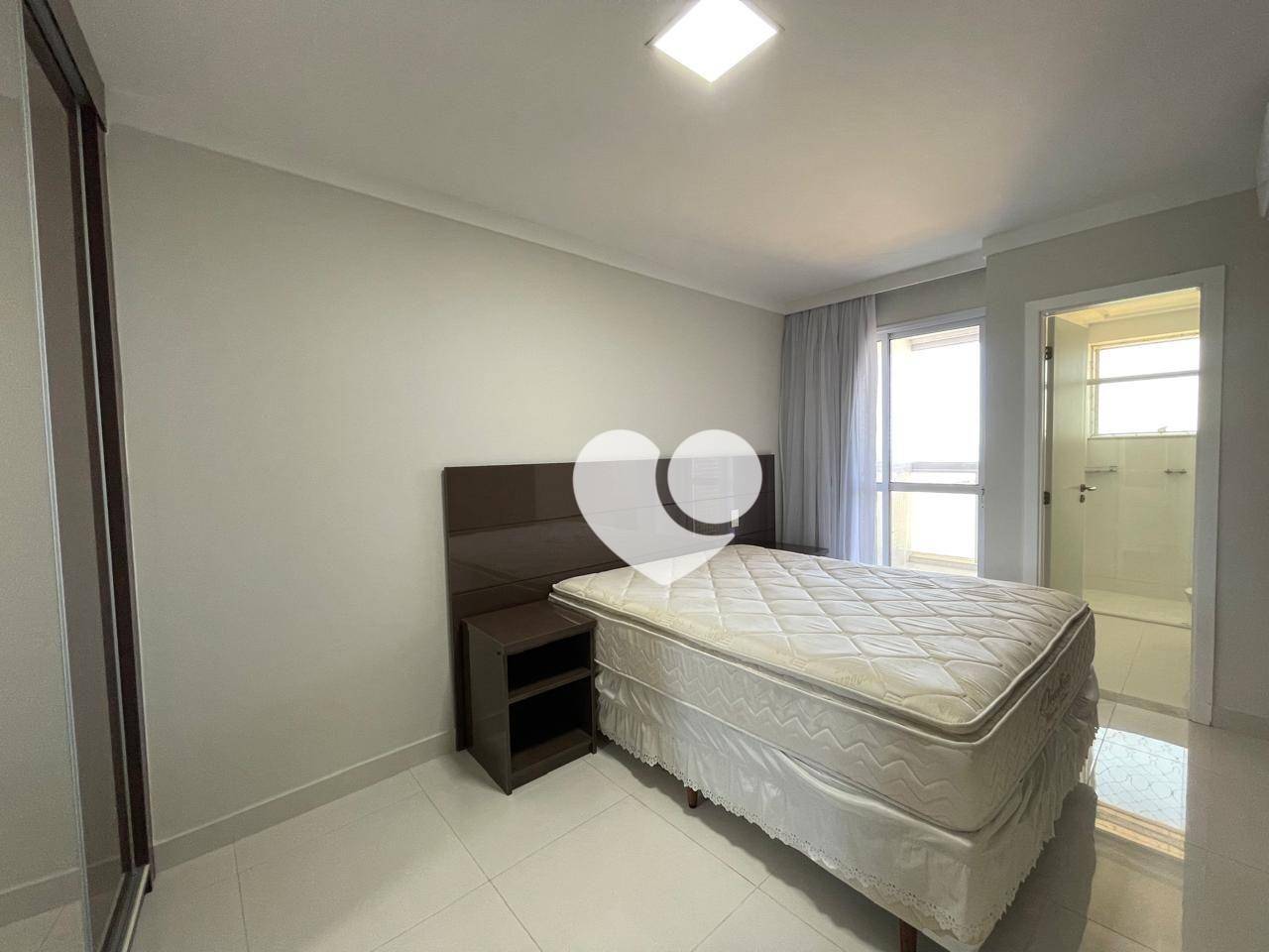 Apartamento à venda com 3 quartos, 145m² - Foto 11