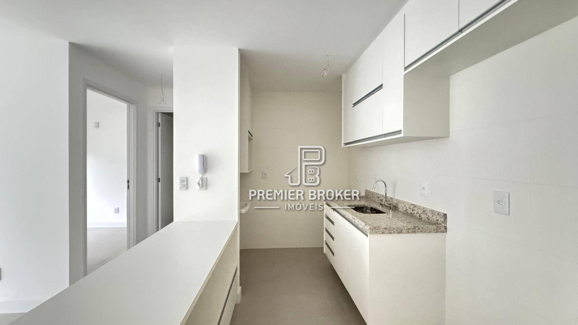 Apartamento à venda com 2 quartos, 66m² - Foto 4