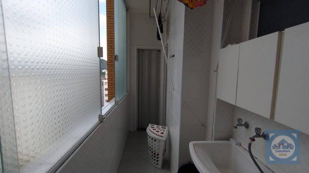 Apartamento à venda com 3 quartos, 180m² - Foto 18