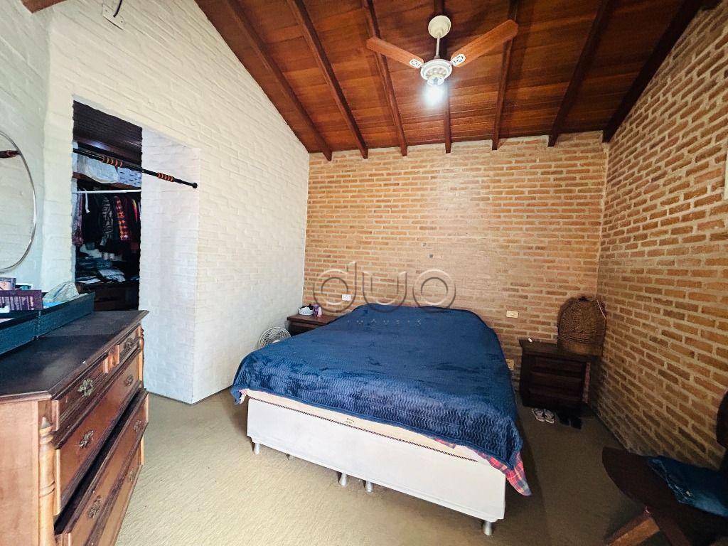 Casa à venda com 3 quartos, 320m² - Foto 26