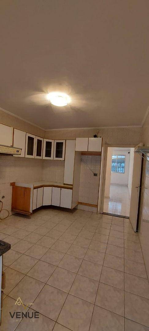 Sobrado à venda com 2 quartos, 163m² - Foto 19