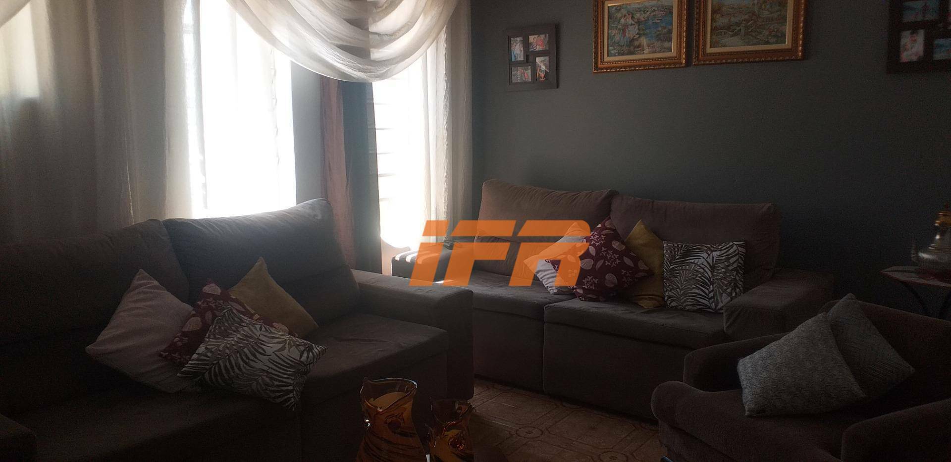 Casa, 3 quartos, 144 m² - Foto 2