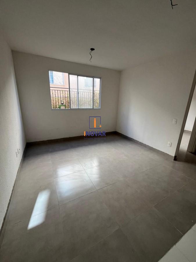 Apartamento à venda com 2 quartos, 42m² - Foto 4